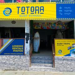 Totora Surf Hostel