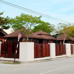 巴厘岛风格住宿 Muar Balinese Resort