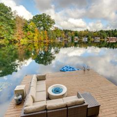 Horseshoe Lake Vacation Rental with Deck and Kayaks!