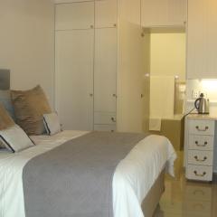 Lonehill - Standard 2 Guest Studio Suite 2