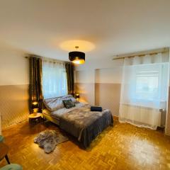 ClickTheFlat Solidarności City Center Apart Rooms