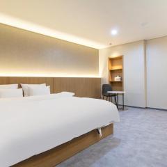 Hwaseong Stay13 Hotel