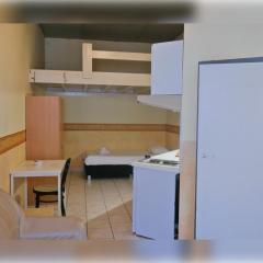 Room in Apartment - Condo Gardens Leuven - Student Flat Semiduplex