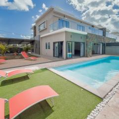 Résidence Mo'Villa - Spacious 4 Bedrooms Villa with infinity pool