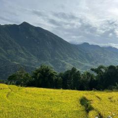 Khen Mong Nature Hotel