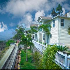 Le Reve Valley - Canadian cottage 3 - 3BHK Luxury cottage,Bonfire,Barbeque,Gym,Kids play zone,Lake view