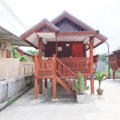 Sappermpool Guest House เรือนคำขวัญ