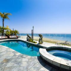 Private Beach front 4bed 4bath pool and spa house