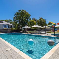 Escape to 67 at Cape View
