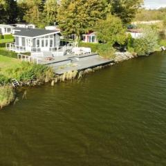 Chalet "Aan ut water" Elburg