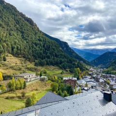 Vistas PRECIOSAS Al Valle De Arinsal - 6PAX- SENDERISMO & ESQUÍ - Free Parking