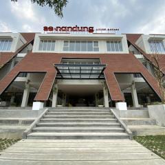 Se.nandung Living and Space