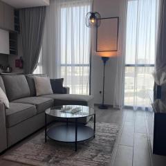 Dar Alsalam - Premium and Spacious 1BR With Balcony in Noor 2