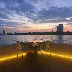 Riverfront house/Chao phraya river/Baan Rimphraya