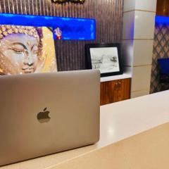 Hotel Apple Inn & Suites, New Delhi