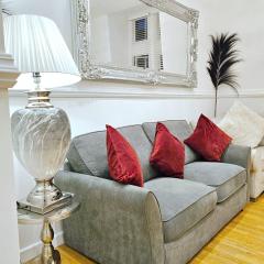 Central, Convenient, Spacious Loft- A Perfect Place for your Group in the heart of Liverpool