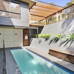 Macmasters Coastal Retreat - Heated Pool