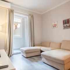 P2PAR1002 - Super Bright & New Apartment in the city center