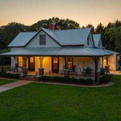 The Bulldog Farmhouse 100 year old home