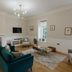 SWALEDALE, OLD SCHOOL ROOMS - Luxury Apartment in Richmond, North Yorkshire