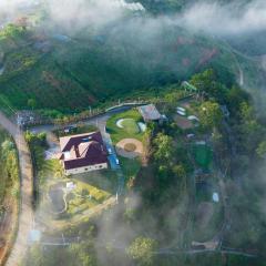 Four Spring Villas & Golfs Da Lat