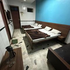 New Royal Hotel