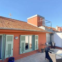 Place Massena in Nice center - 3 bedrooms top floor