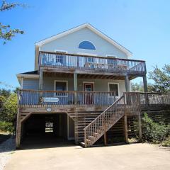Oceanside, 5 BRs, Dog Welcome, Close to Shopping, SCH132, Sue's Seahouse