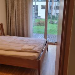 NB! For women quest only! 1 room 20 m2 from 45 m2 shared apartment for rent