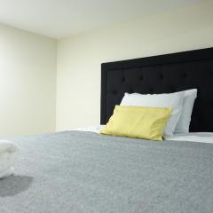 Best EWR Airport Studio-Hot Tub-Free Parking