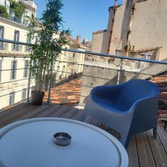 Appartement avec son toit terrasse, en plein coeur de Marseille
