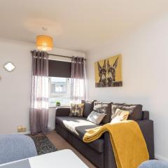 19A Apartment- Stylish & Cozy 1BR in The Heart of Crawley