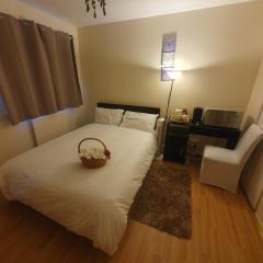 Double size and Single room in Barking