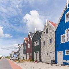 Lovely Home In Harderwijk With Kitchen