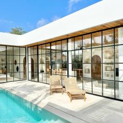 Two- bedroom Luxury Villas