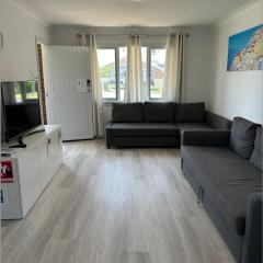 Caves Beach Holiday House
