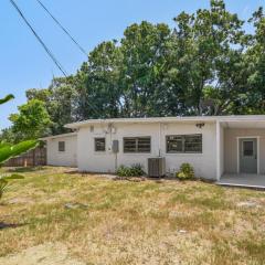 3 bedroom House with Renovated kitchen and bath!