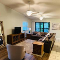 Private Retreat Under Oak Canopy