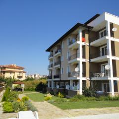 Domus Extra Apartments