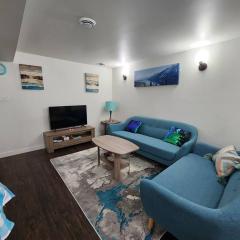 TheAuroras: Vibrant&Cheerful 2 bdrm Stylish suite