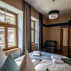 Wooden Design 2BDR Apartment near Eden Garden