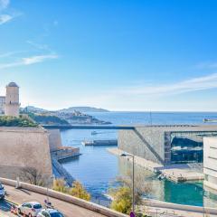 Bienvenue à Marseille : Vue sur le MUCEM et la Mer !
