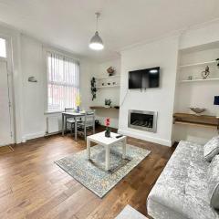 (S17) Convenient 2BR Leeds - Sleeps 4