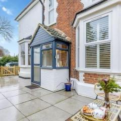 The Railway Cottage - Stylish & Dreamy Home in the Heart of Whitstable