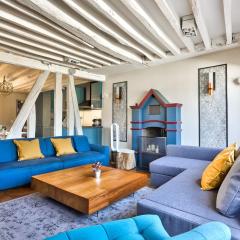 Le Marais Superb Apartment Terrace Paris