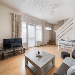 Livestay-Affordable 2-Bed House in Luton