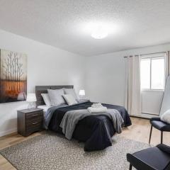 1BR with Balcony Newly Renovated Downtown