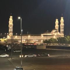 شقق مطله على مسجد قباء