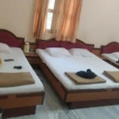 Hotel Mina Palace Wardha