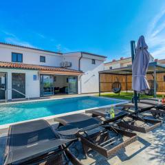 Villa Paradise